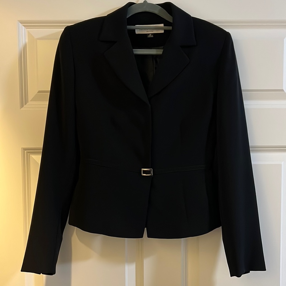 Tahari Arthur S. Levine Petite Black 2 piece suit